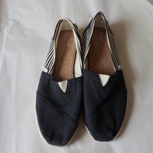 Toms shoes